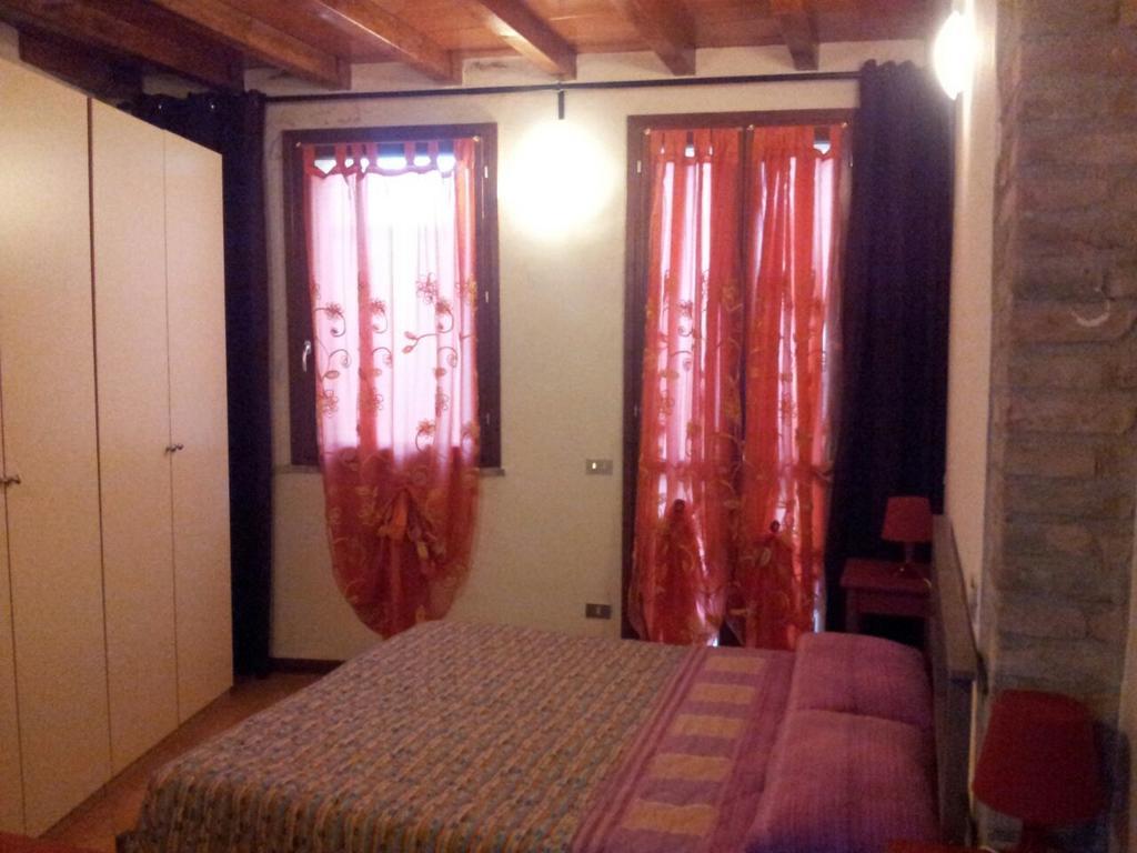 Via Toscana House Parma Ruang foto